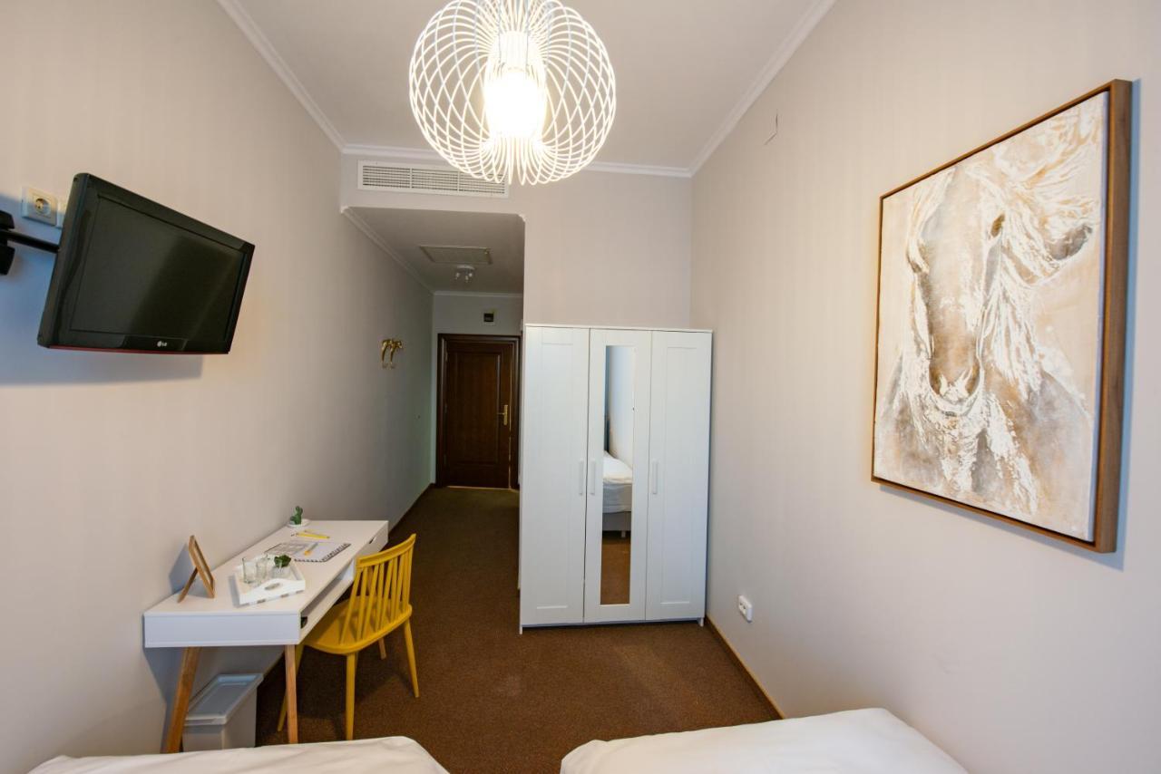 The Rooms Targu Mures Exterior foto