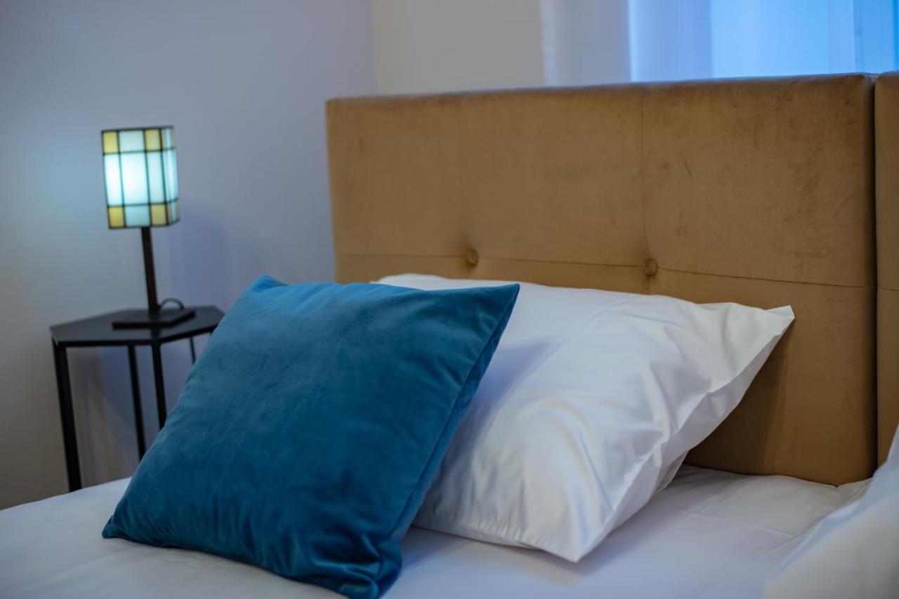 The Rooms Targu Mures Exterior foto